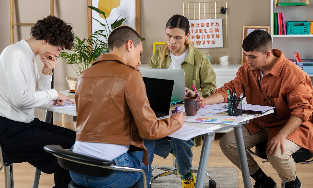 full-shot-people-working-together